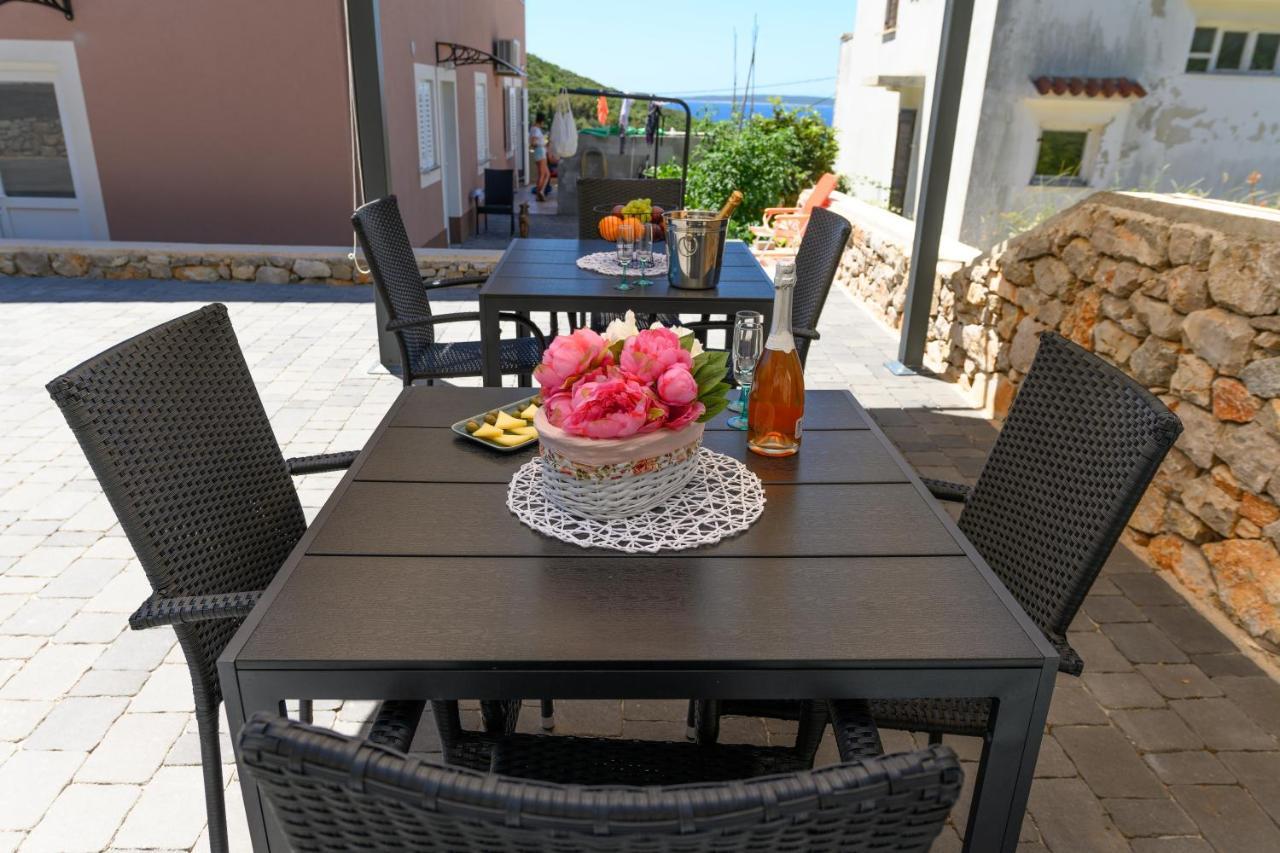 Rooms Forever Miholascica Exterior foto