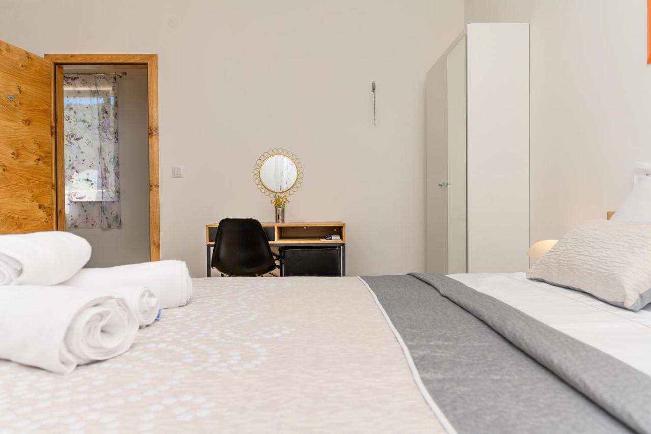 Rooms Forever Miholascica Exterior foto